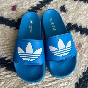 Blue Adidas ADILETTE LITE SLIDES: Size 8